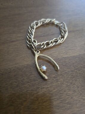 Vintage Gold-Tone Wishbone Bracelet with Pearl Detail